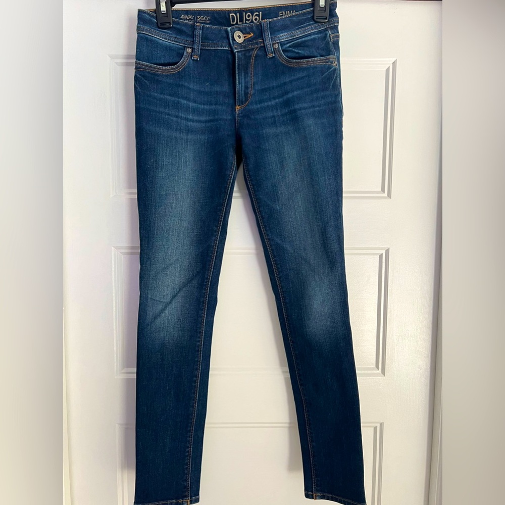 DL1961 Emma legging Jean in Cashel